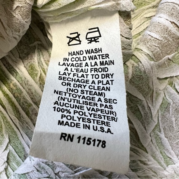 Komarov Vtg Green White Paisley Sleeveless V Neck Women’s Top Stretch Soft L - Picture 8 of 10